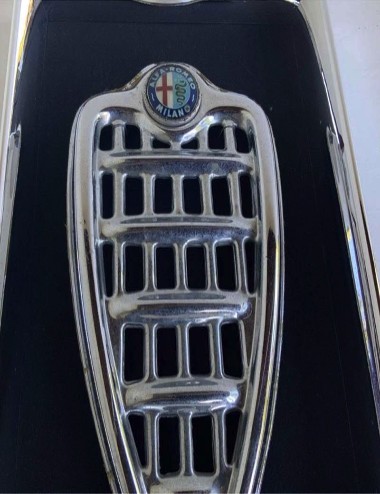 Alfa Romeo automotive gadget
